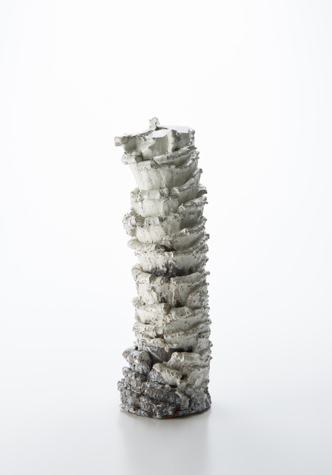 道川 省三, Sculptural Form 粉引, 2018