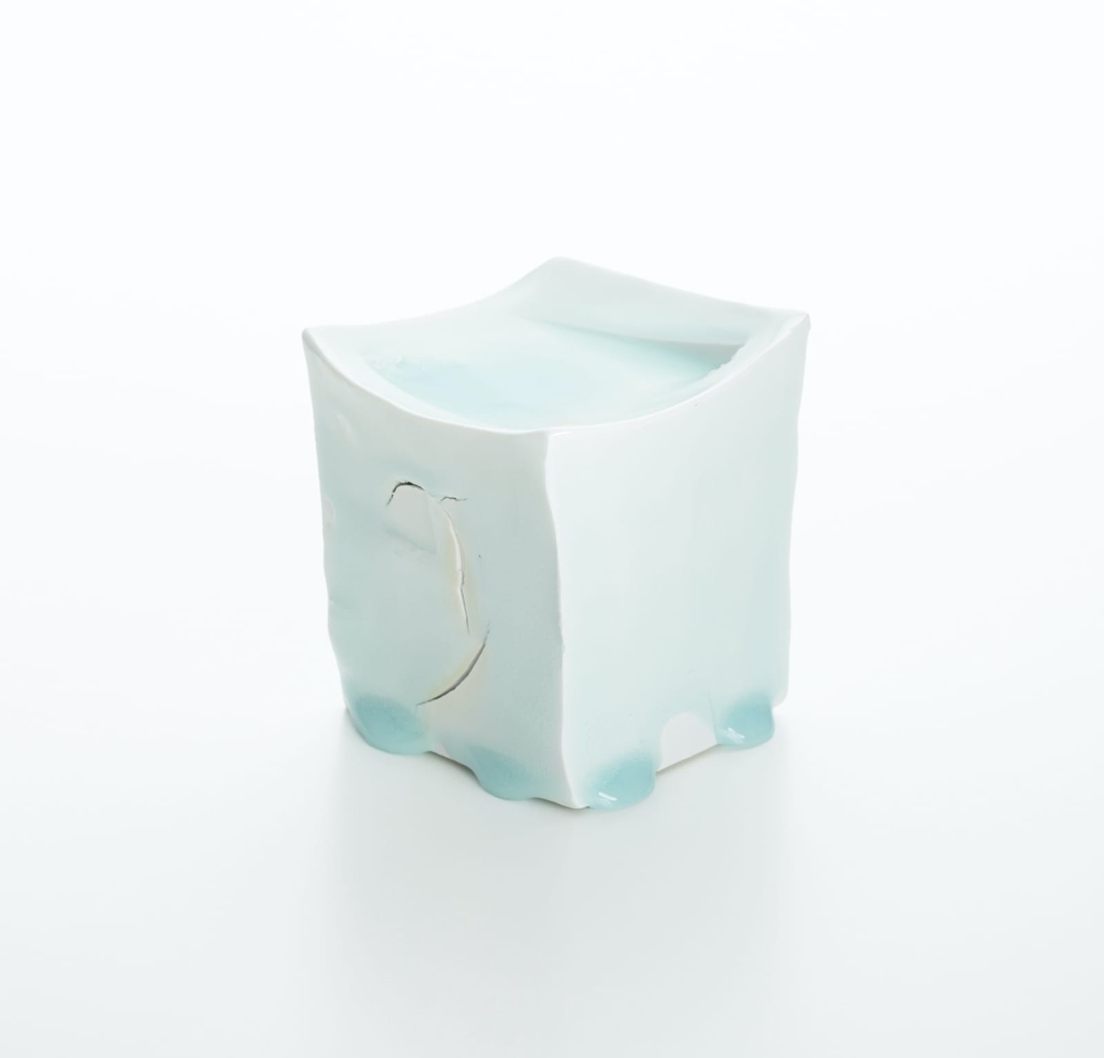 加藤 委, 青白磁向付　角コロ, 2013