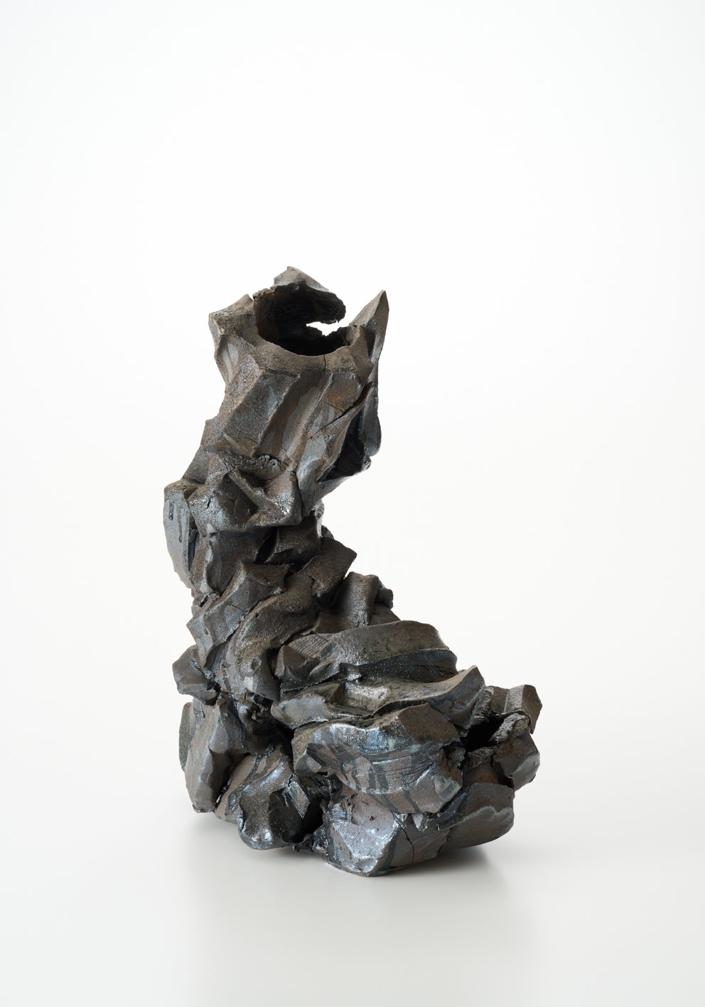 道川 省三, Volcano Sculptural Form, 2025