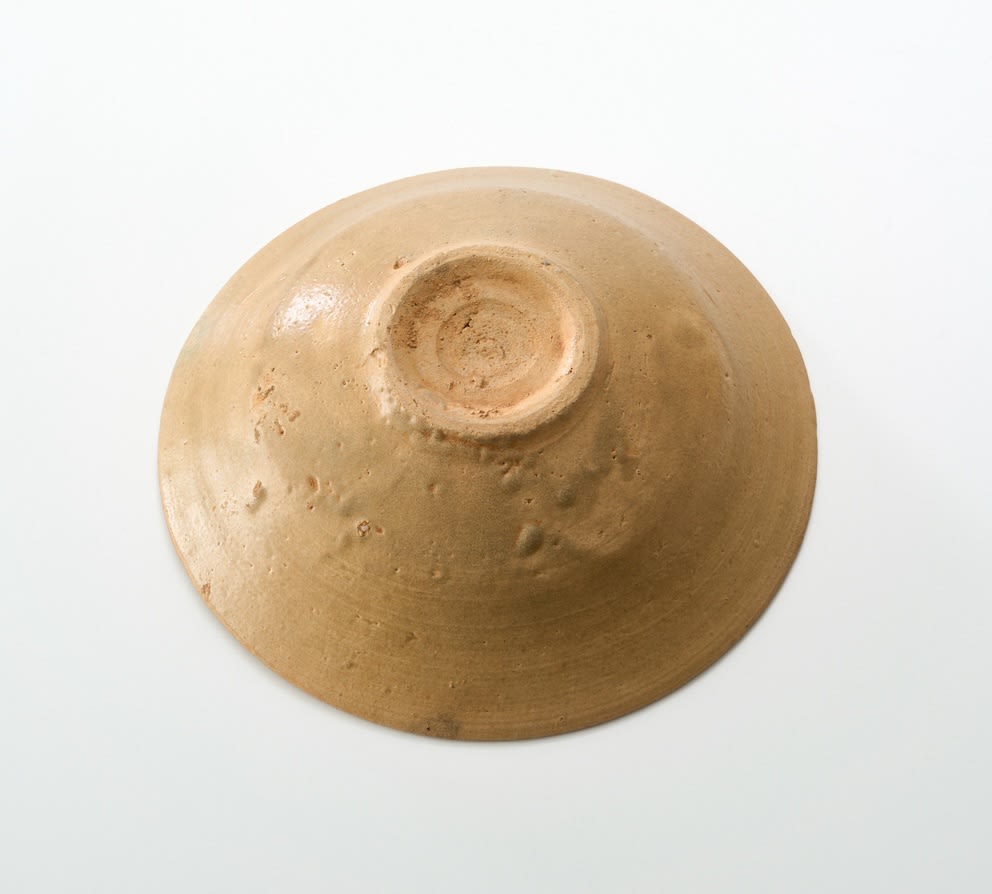 高麗青磁平茶碗