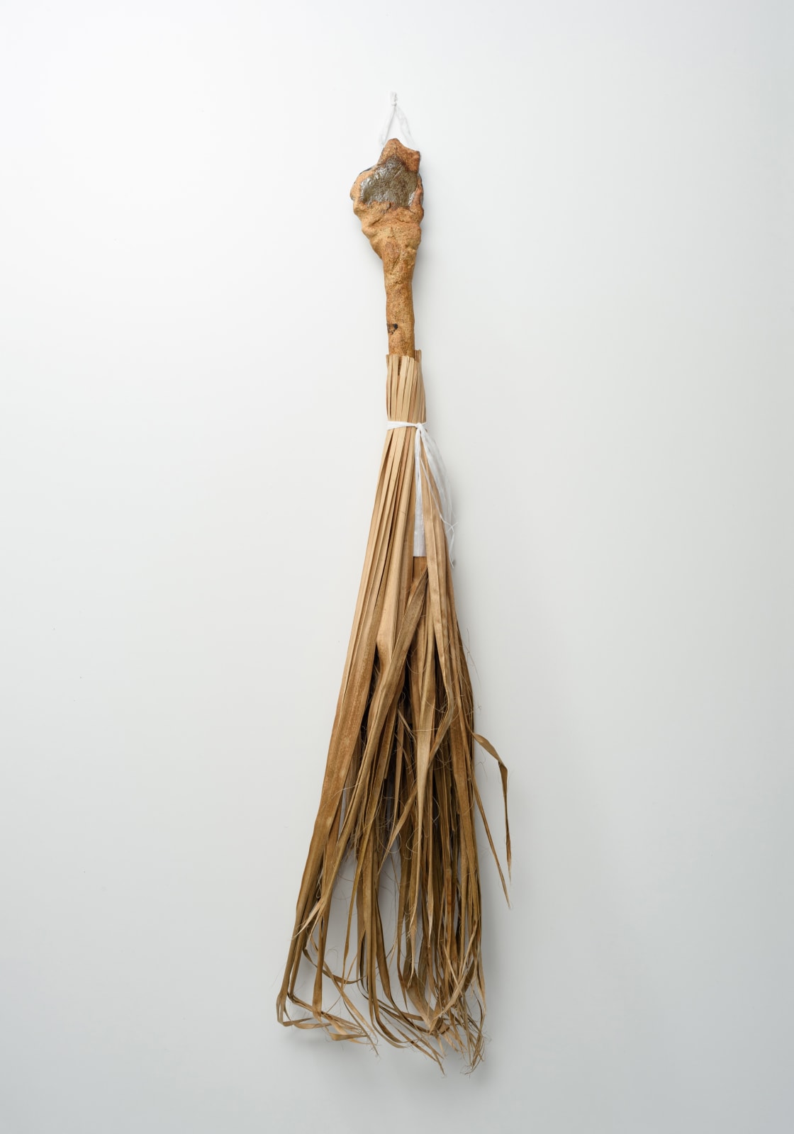 シルヴィ・オーヴレ, Glass Broom, 2021