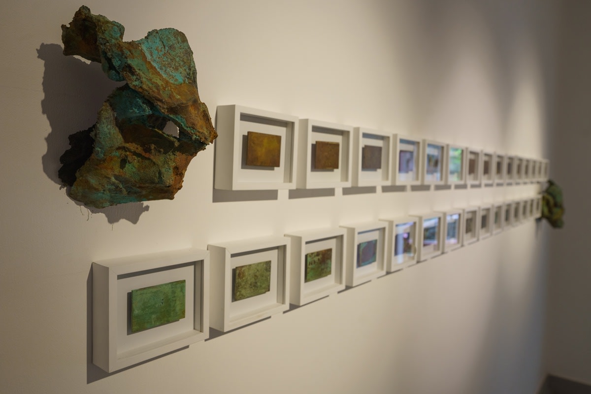 Radhika Agarwala, Studies in Earth Displacement I– 30, Studies in Earth Displacement – Sculpture I (L), Studies in Earth Displacement – Sculpture II (R), 2022