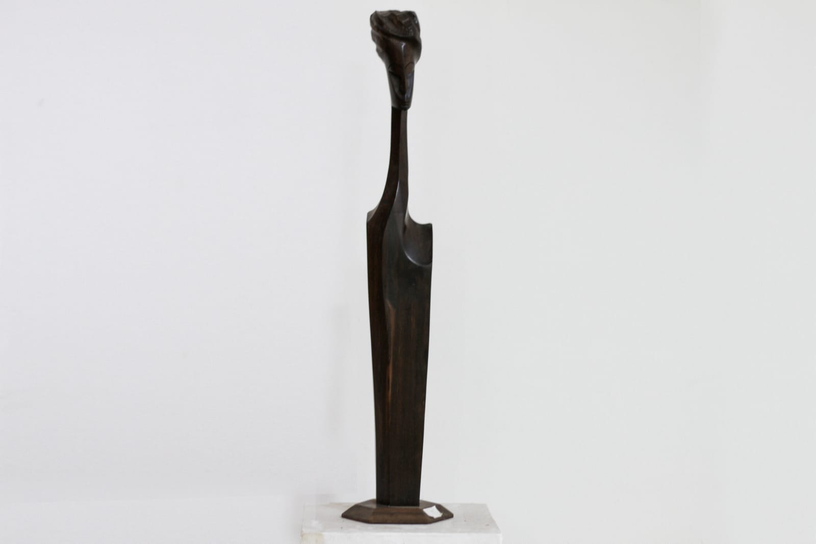 Captivating abstract art of Donald William at Berj Art Gallery. Shop now and take home a unique masterpiece that will elevate your collection.
