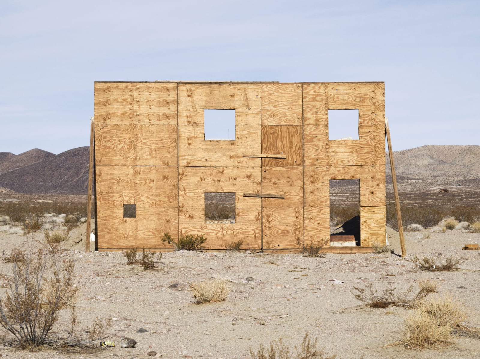 Andrea Orejarena & Caleb Stein , Desert Facade, 2022