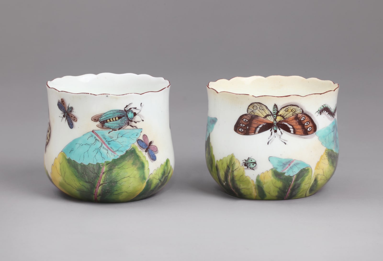 A very Rare Pair of Chelsea Porcelain Finger Bowls or Water Cups, Circa 1752-55
