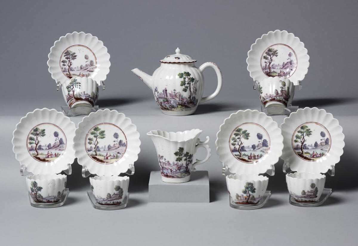 A Chelsea Porcelain Tea service, Circa 1755