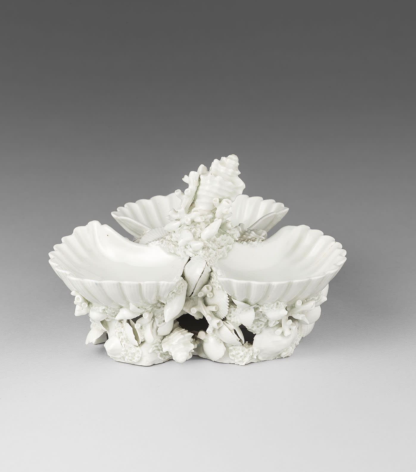 First Period Dr Wall Worcester Triple Shell Salt, Circa 1765-68