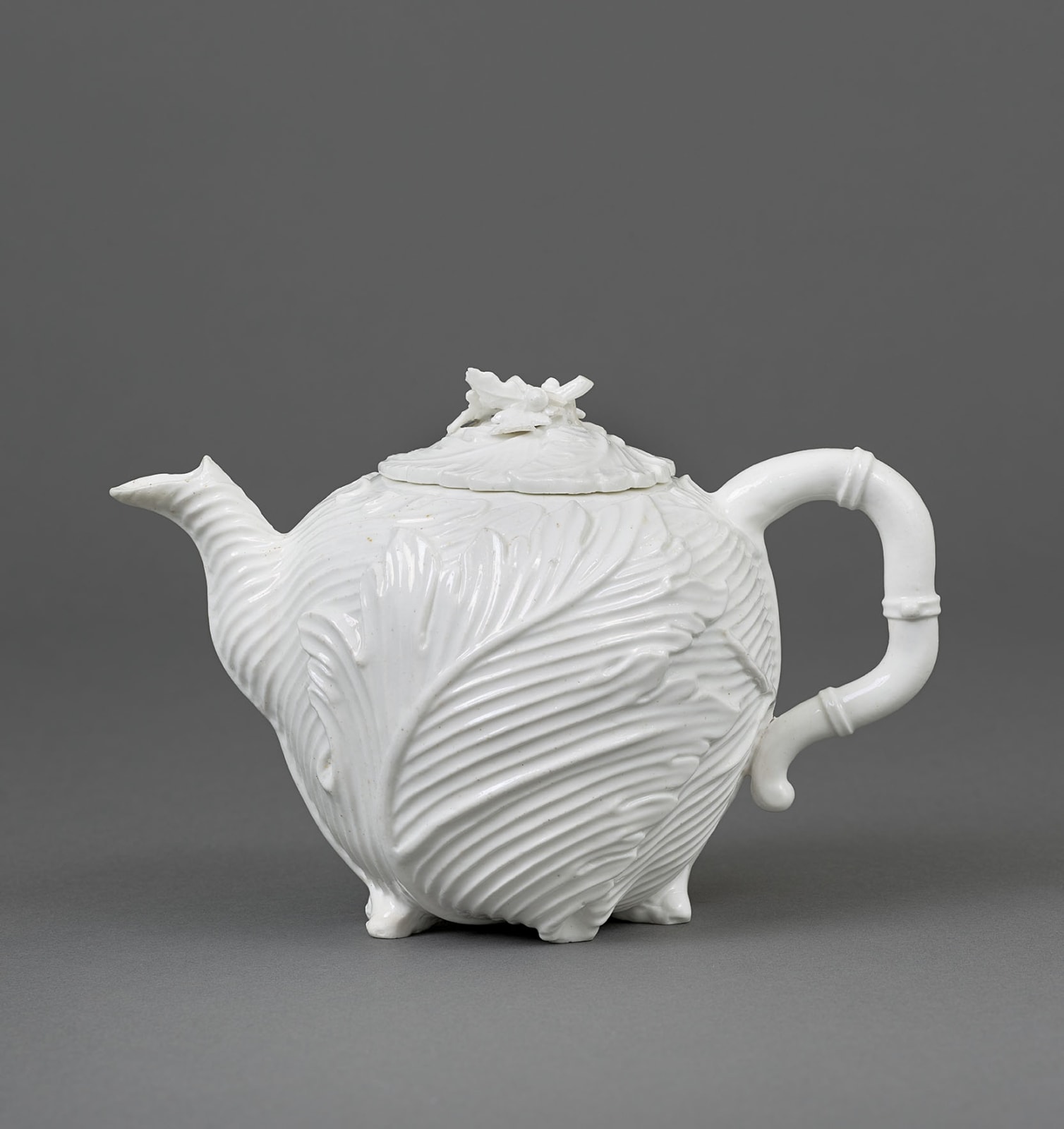 Chelsea Porcelain Incised Triangle Period Acanthus moulded Teapot and Cover, Circa 1745-49