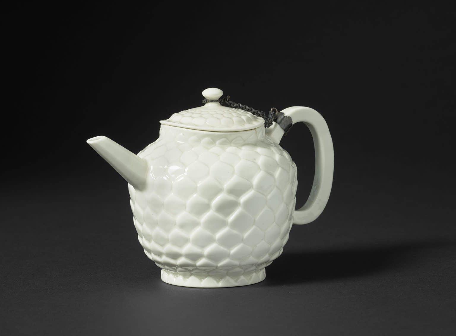 An Extremely Rare and Early St Cloud Teapot and Cover, Circa 1720