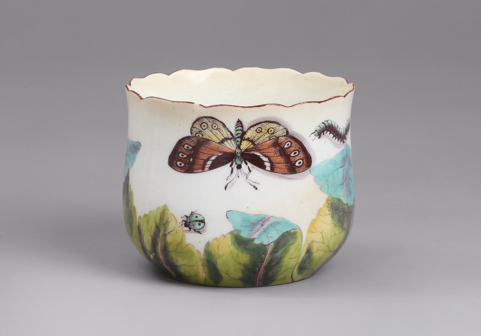 A very Rare Pair of Chelsea Porcelain Finger Bowls or Water Cups, Circa 1752-55