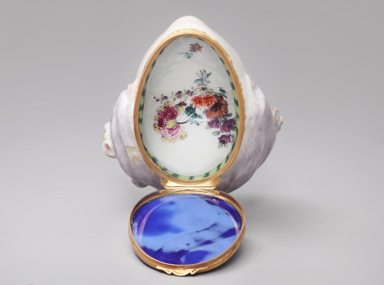 A very Fine and Rare Chelsea Gold Mounted Porcelain Bonbonniere of large size, Circa 1755