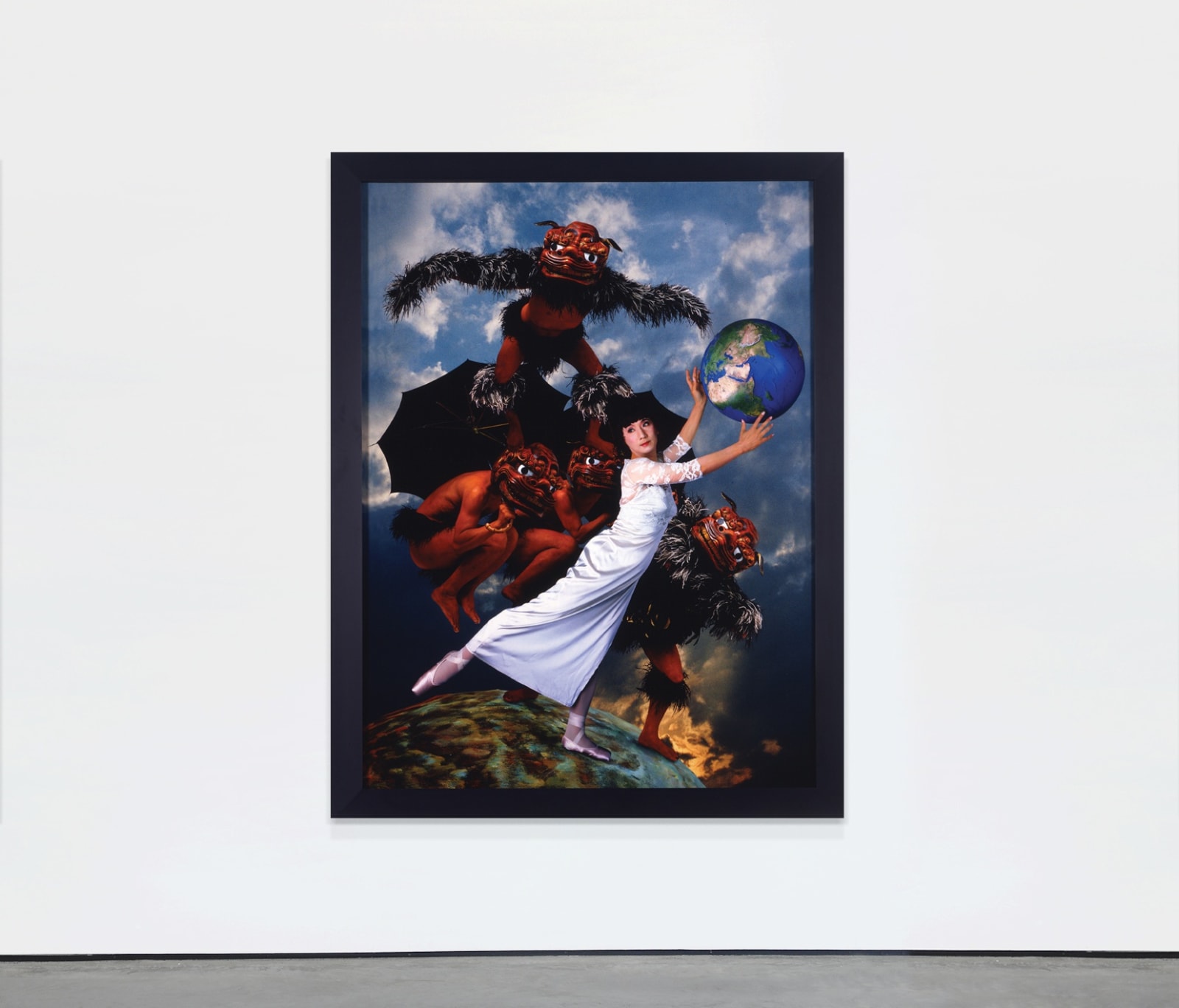 Yasumasa Morimura, The drama is still going on. The curtain at the Globe Theatre has fallen, 2004