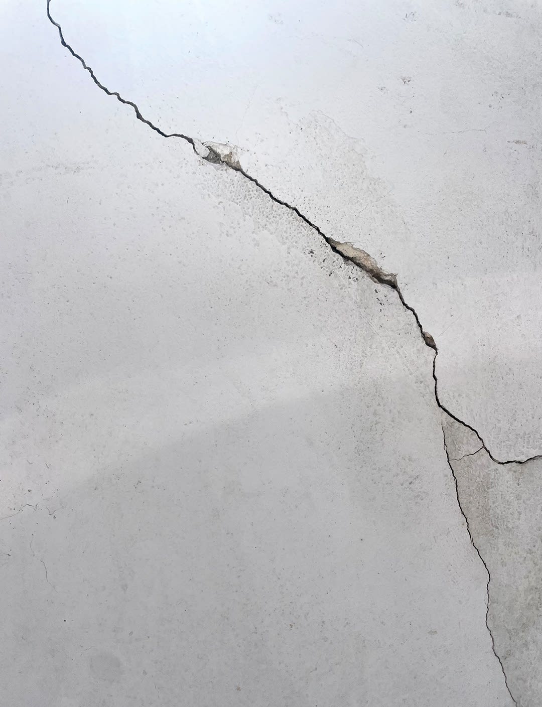 Jessie Chaney, There's a Crack in Everything, 2024