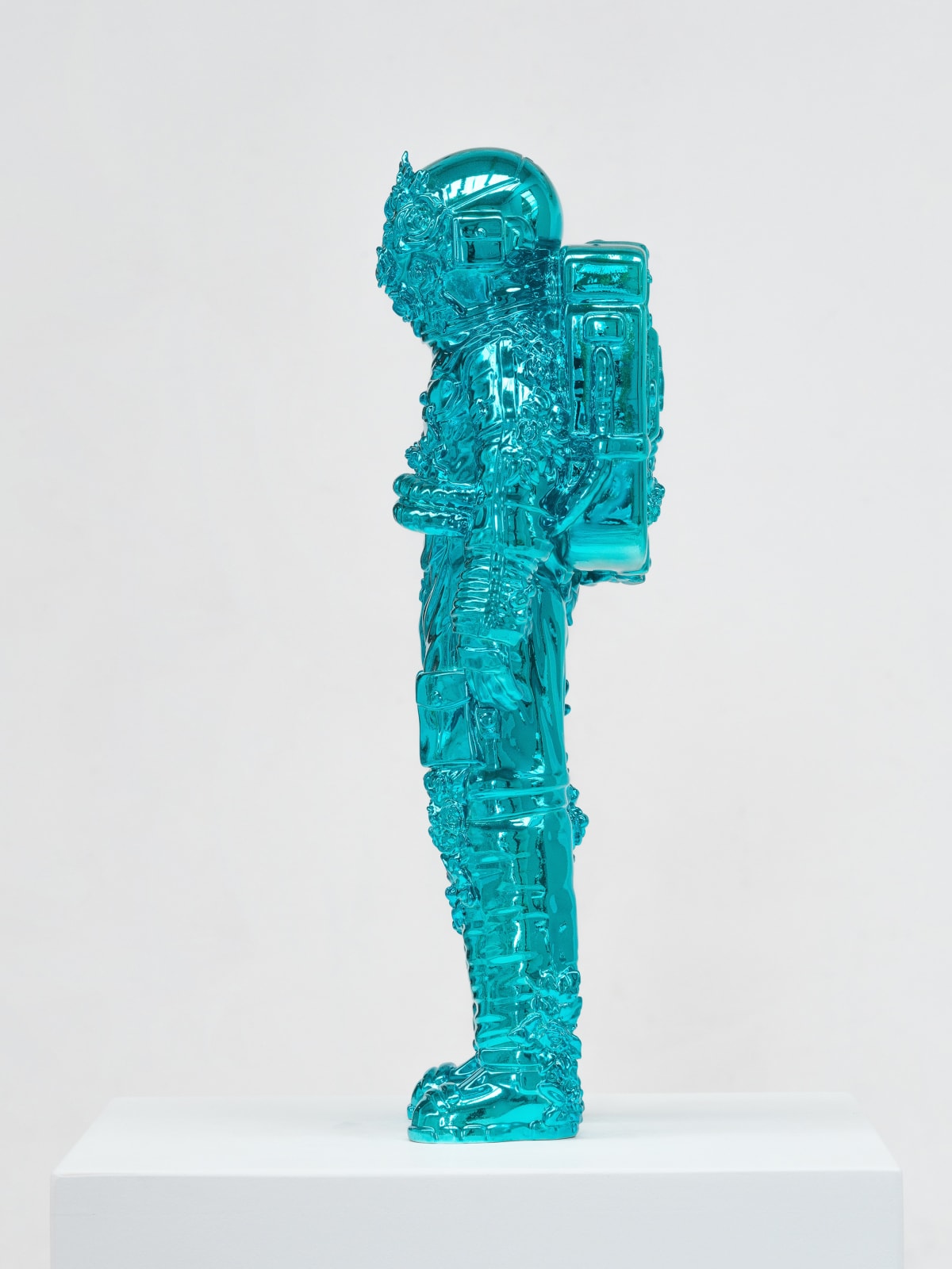 Spaceman Shiny Light Blue 50