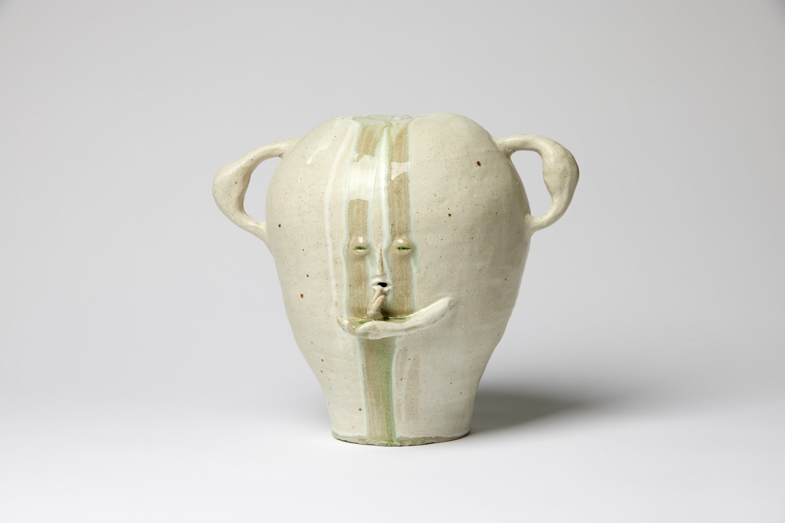 Vomit Womb, ceramic, 32x29x23cm, 2021