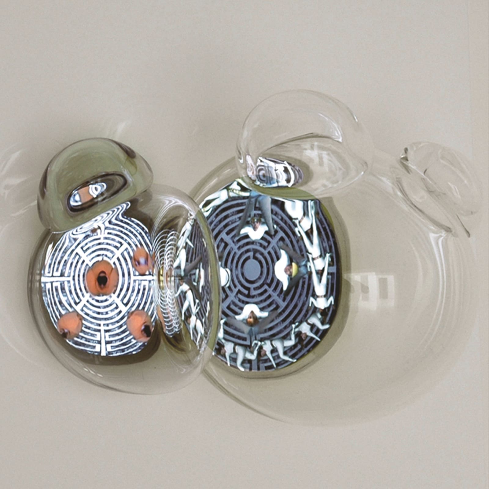 Katja Loher, Spacebubble, 2011