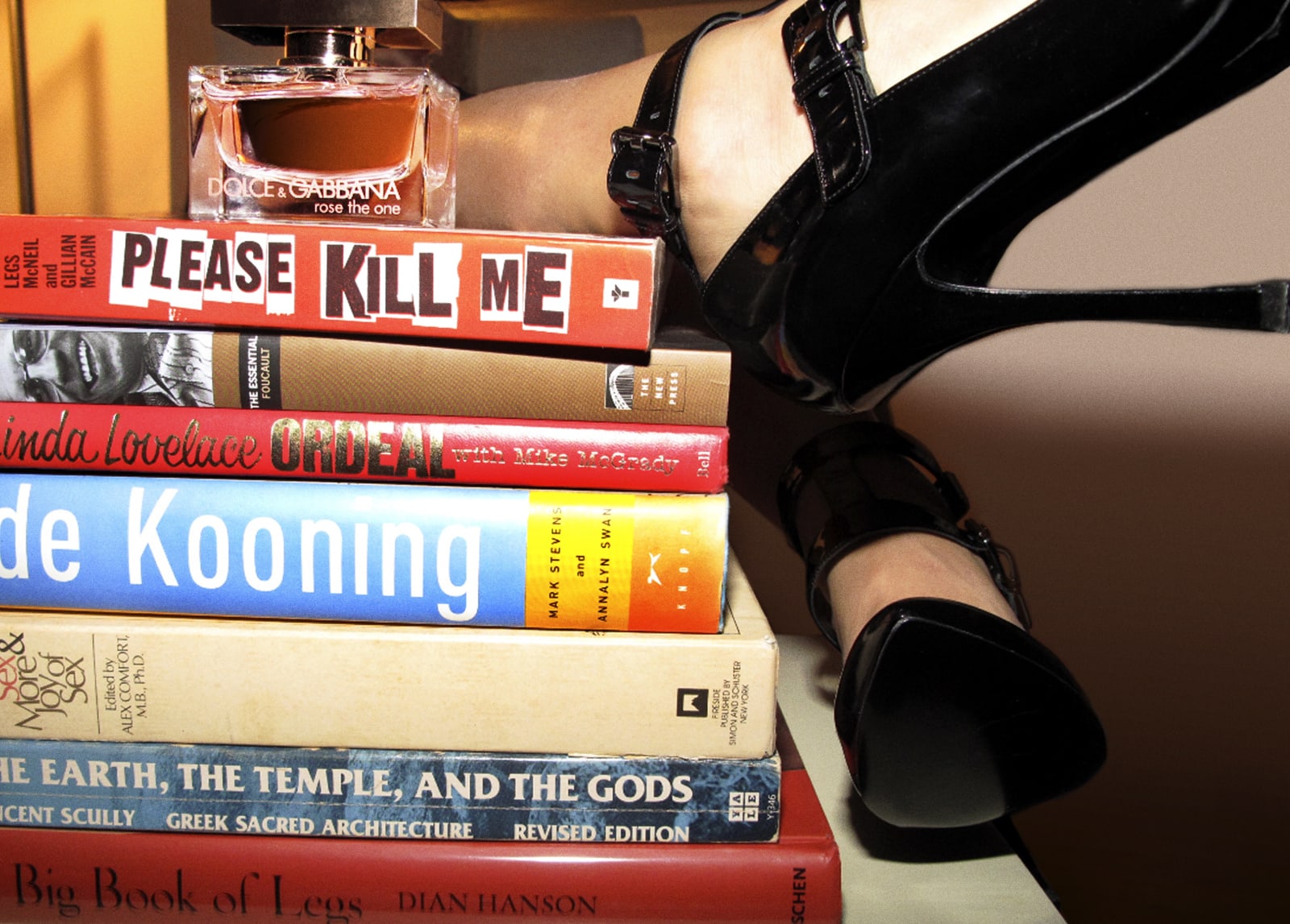 Jessica Craig-Martin, Please Kill Me (The Essential Foucault), 2017