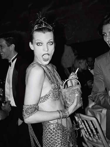 Michel Comte, Mila Jovovich, Cannes , 1997