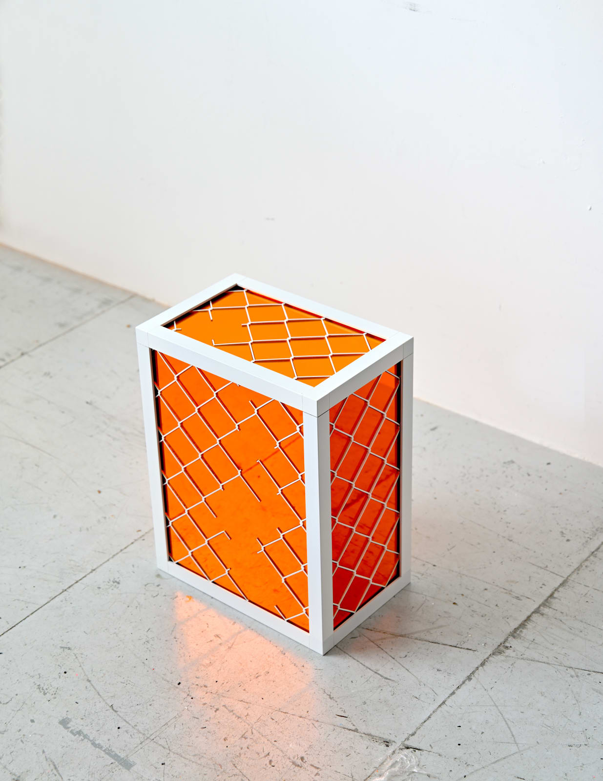 Paul Hosking, Orange box, 2023
