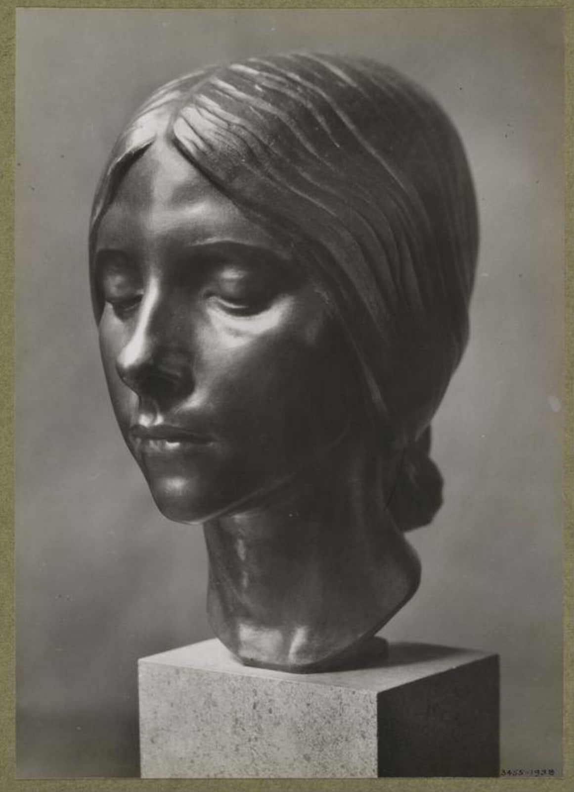 Herbert William Palliser (1883-1963), Head of a Young Woman