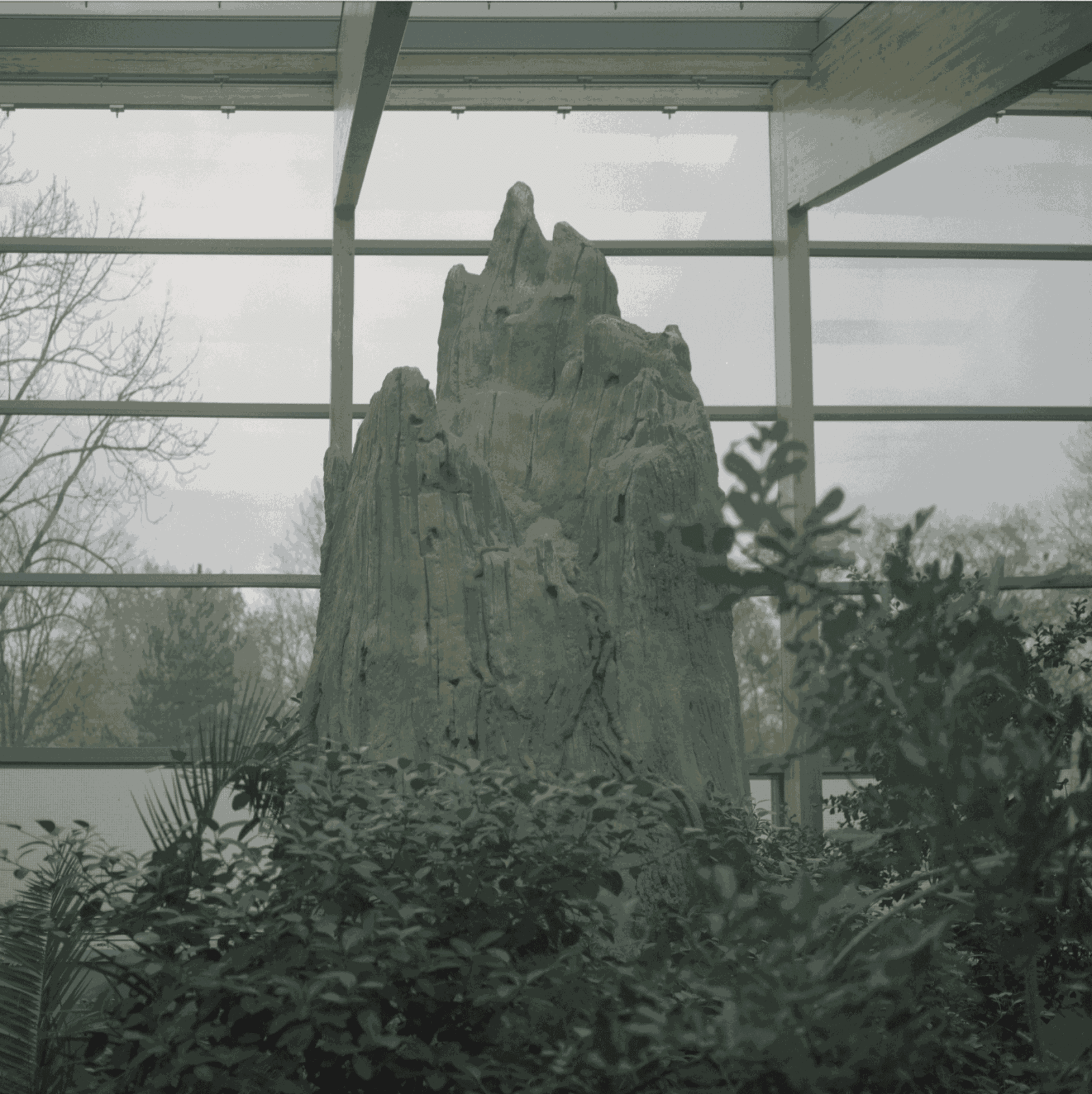 Evelyn Bencicova, Simulacraum, Megalith