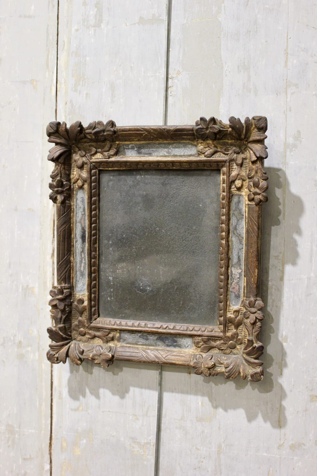 Small mid-18th century giltwood mirror