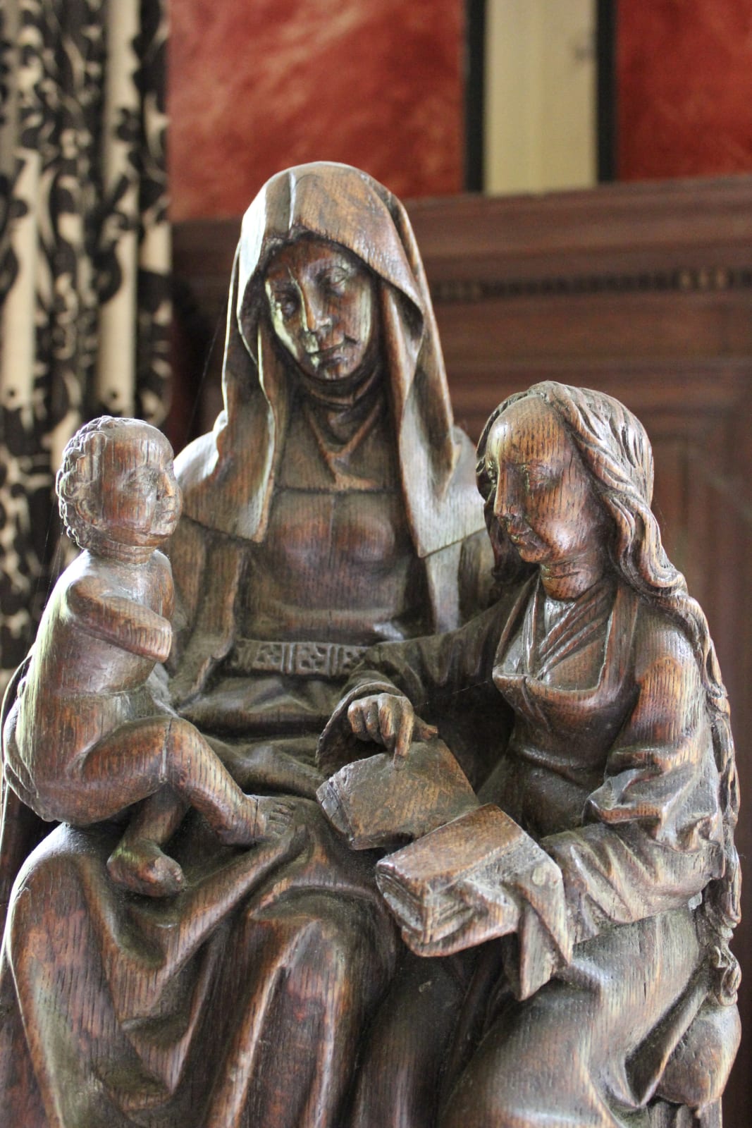Early 16th century carved oak sculpture of Anna Selbdritt, Circa 1500