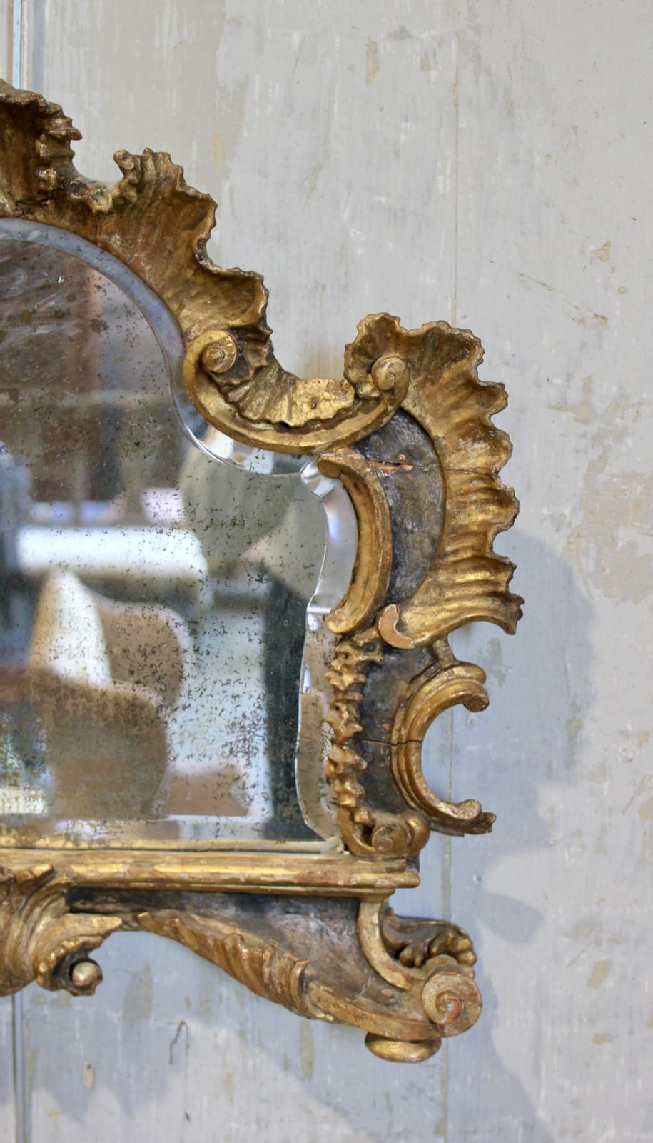 18th century Venetian mirror, Circa 1730