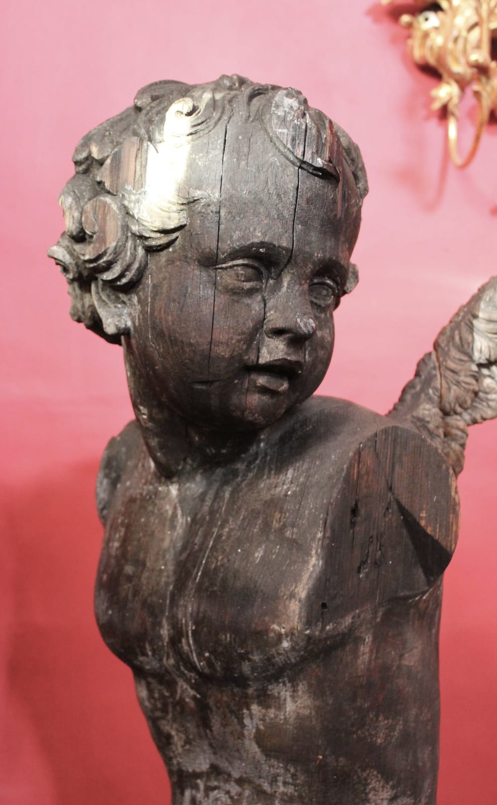 18th century carved oak putti, Circa 1700