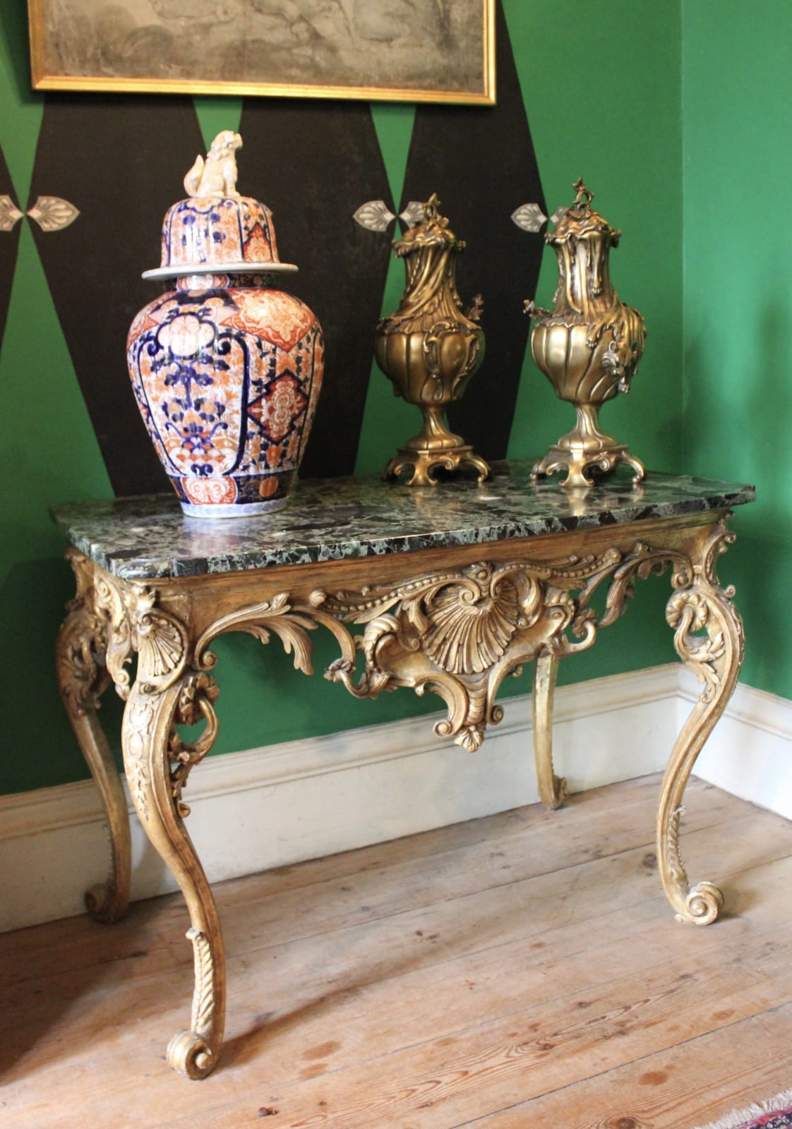 Elegant 18th century giltwood console table, Circa 1760
