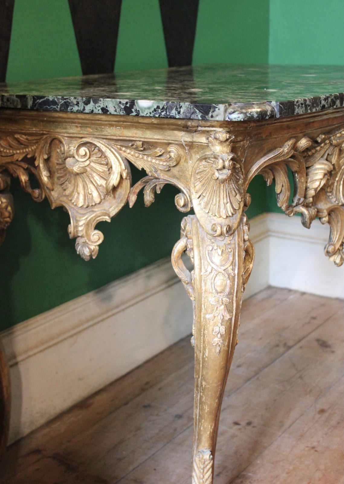Elegant 18th century giltwood console table, Circa 1760