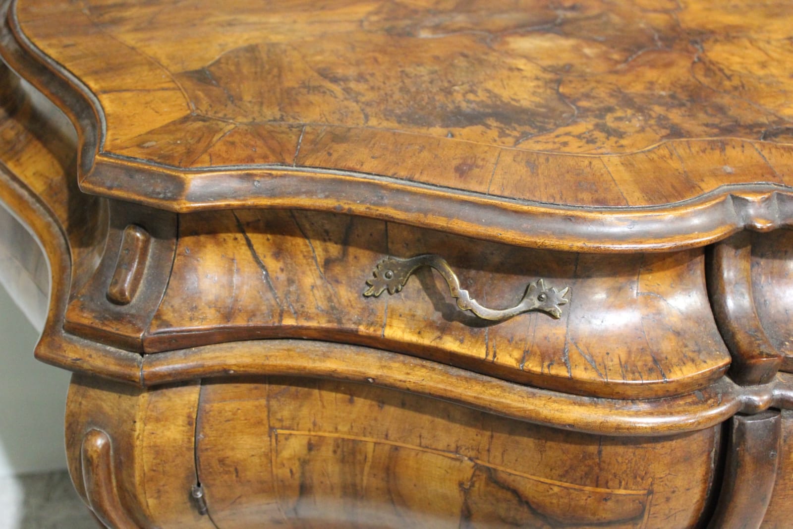 19th century Venetian commode