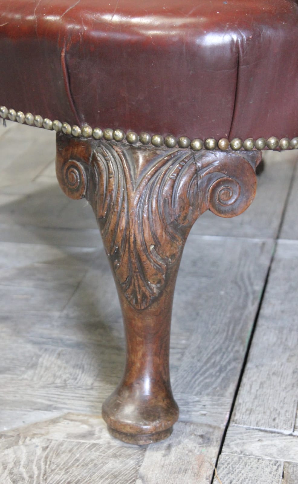 18th century English walnut wing chair, Circa 1750