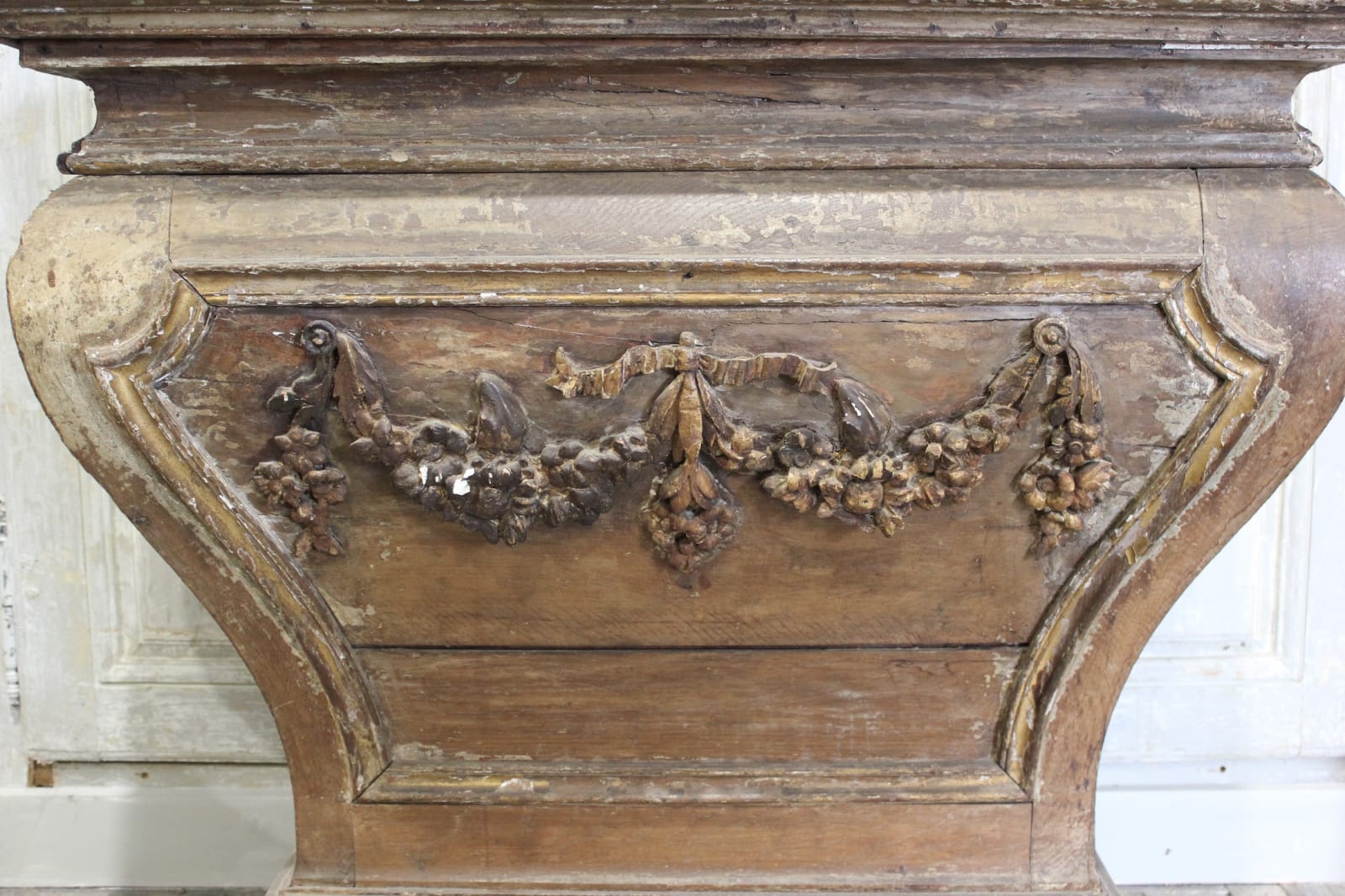 Early 18th century baroque console table, Circa 1700