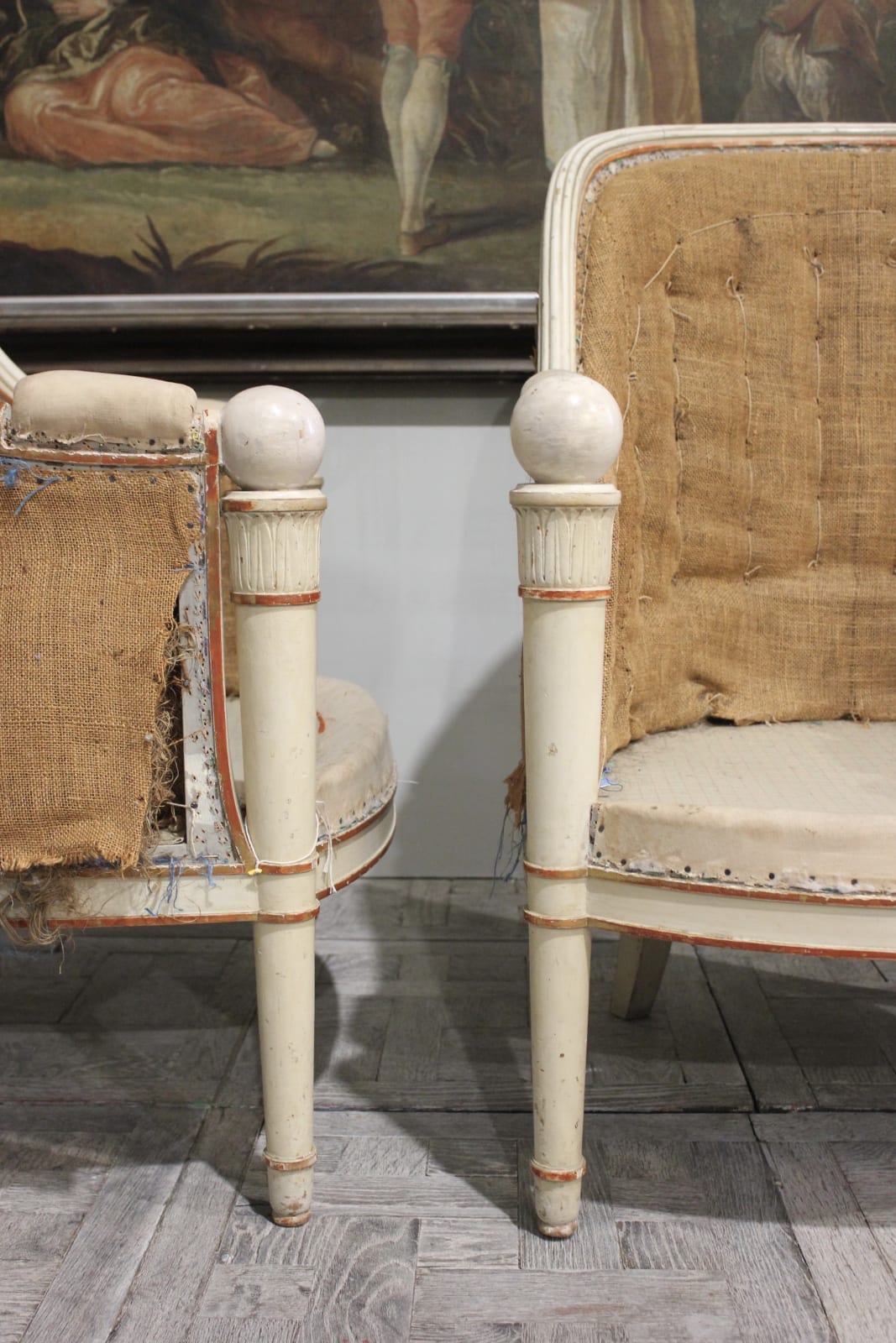 Pair of 19th century neoclassical library tub chairs, Circa 1840