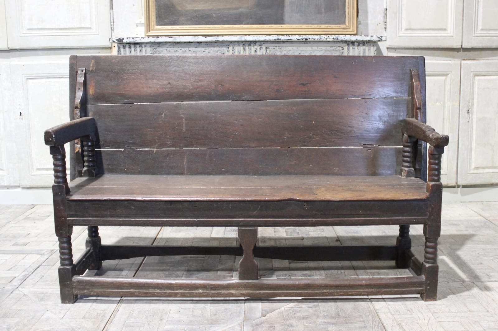17th century oak monk's bench, Circa 1680