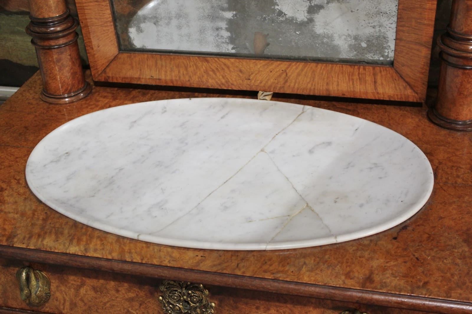 Wonderful early 19th century amboyna dressing table, Circa 1810