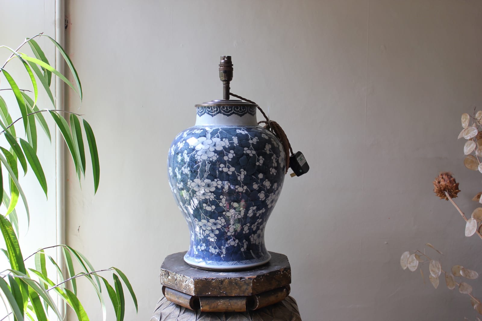 Good size 18th century Chinese vase lamp