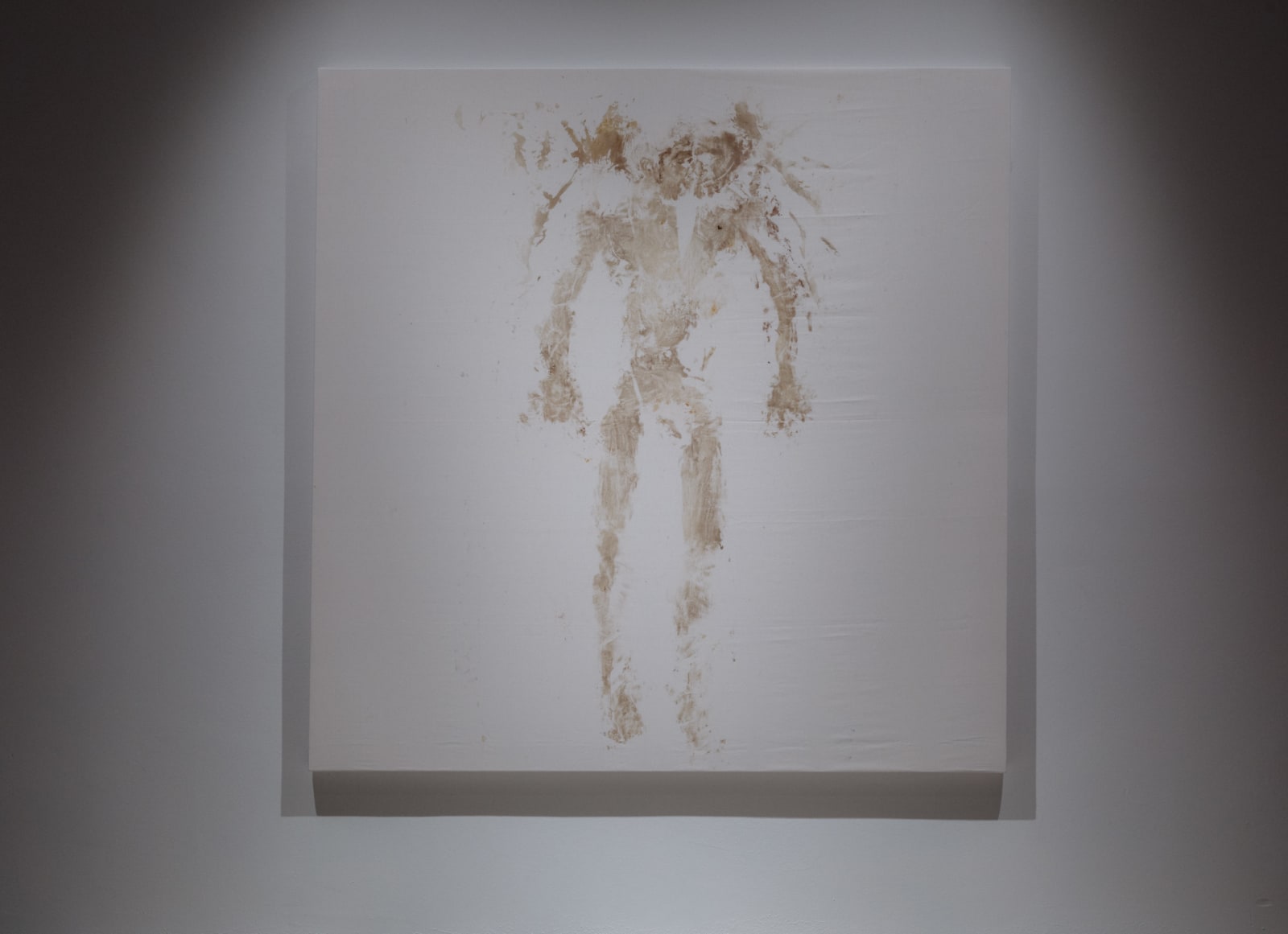Installation view: Teresa Margolles, Tela Venezuelana, 2019, Human imprint on cloth, 210 × 210 cm, 60th International Art Exhibition – La Biennale di Venezia, Stranieri Ovunque – Foreigners Everywhere. Photo: Matteo de Mayda. Courtesy: La Biennale di Venezia