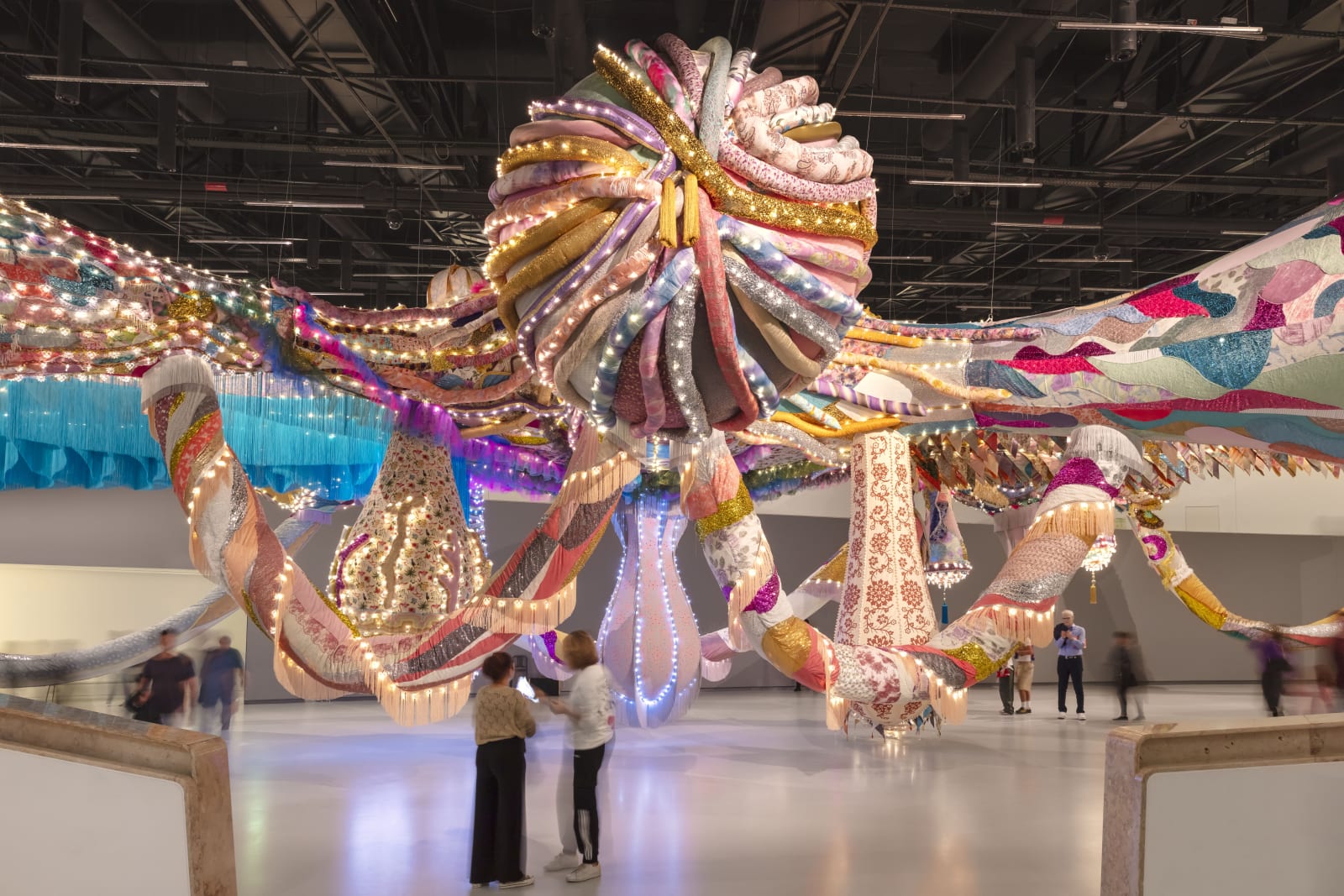 © Lionel Balteiro for Atelier Joana Vasconcelos