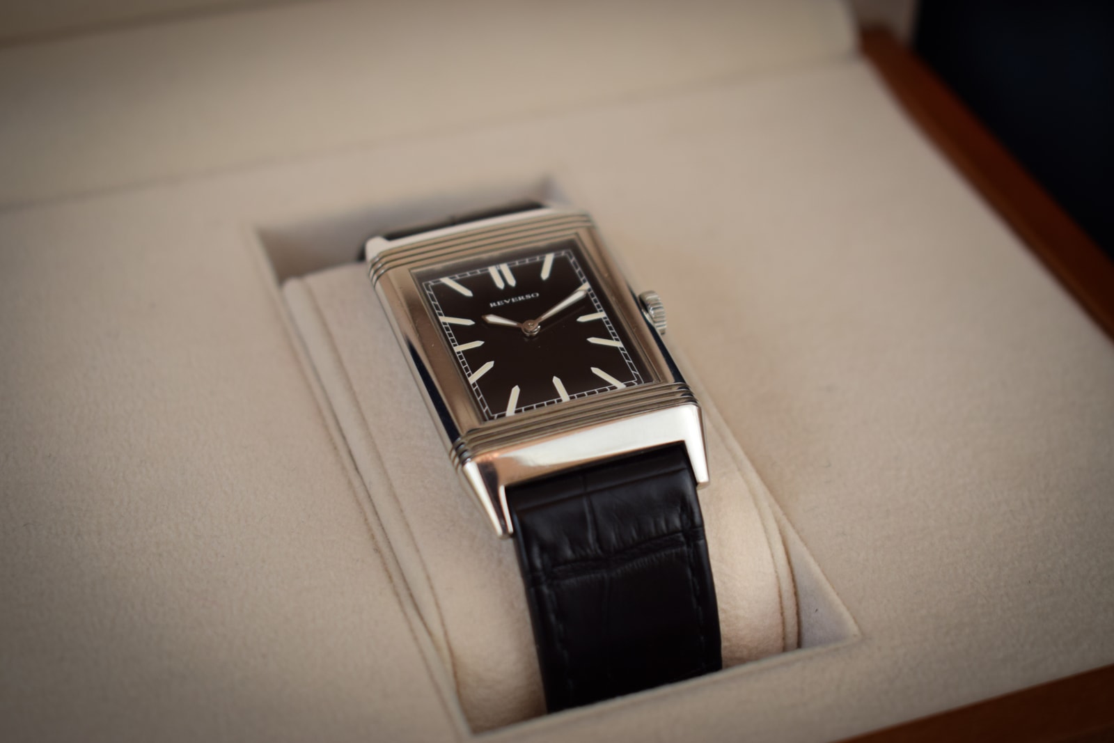 Jaeger-LeCoultre, JLC Reverso Ultra Thin Tribute 1931 Black Dial