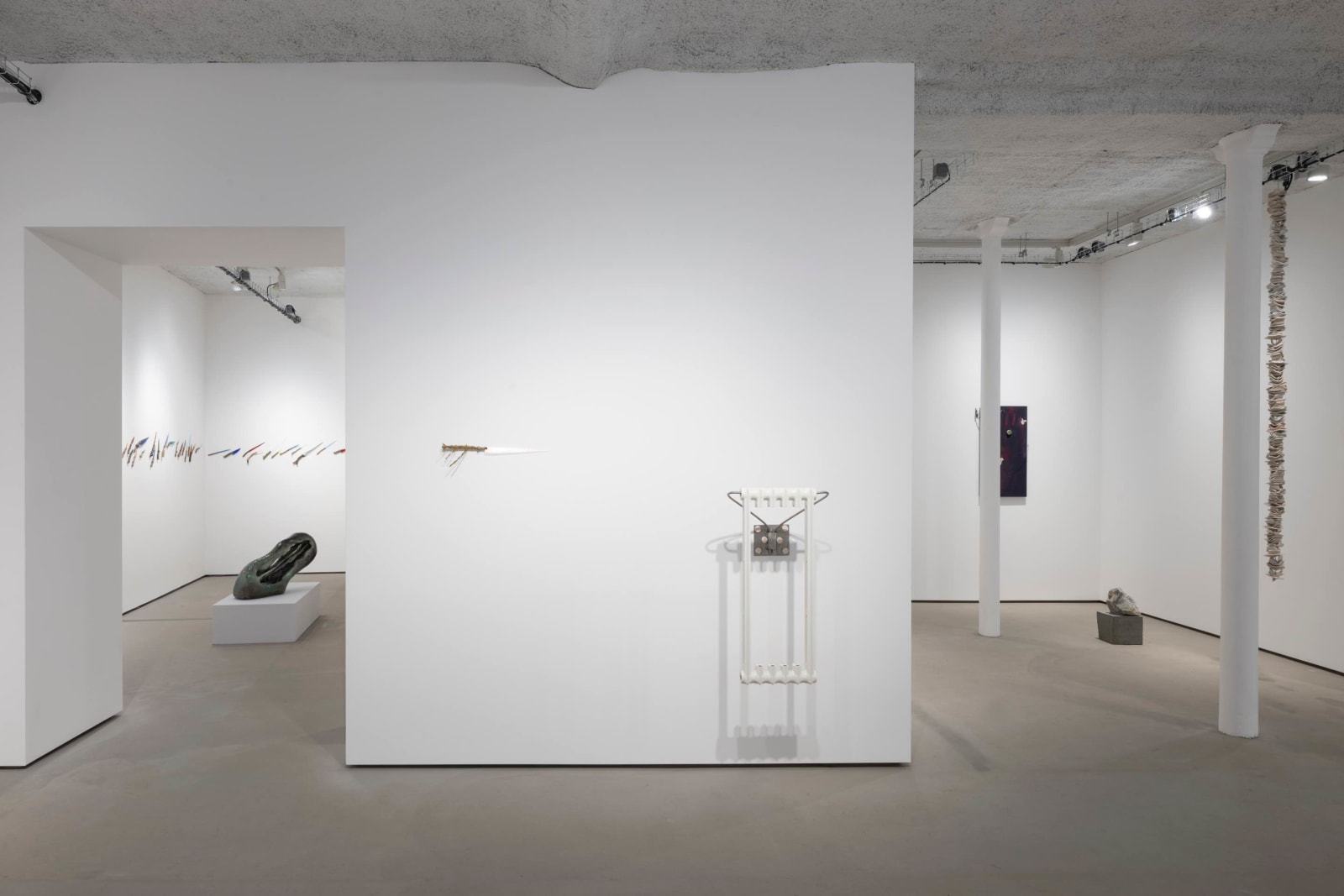 View of URANIA, 2025. 1 rue de Penthièvre, 75008, Paris, France “URANIA”展览现场, 2025年. 法国巴黎. Image courtesy of Galerie Jocelyn Wolff