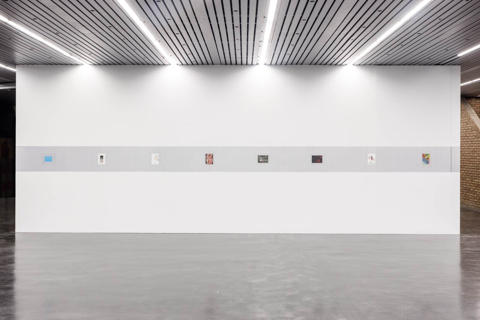 “明信片派对”展览现场, 2023, 图片致谢张云垚 Installation view of “The Postcard Party,” 2023. Photo courtesy of ZHANG Yunyao. Photos: Sophie Nuytten and Anke...