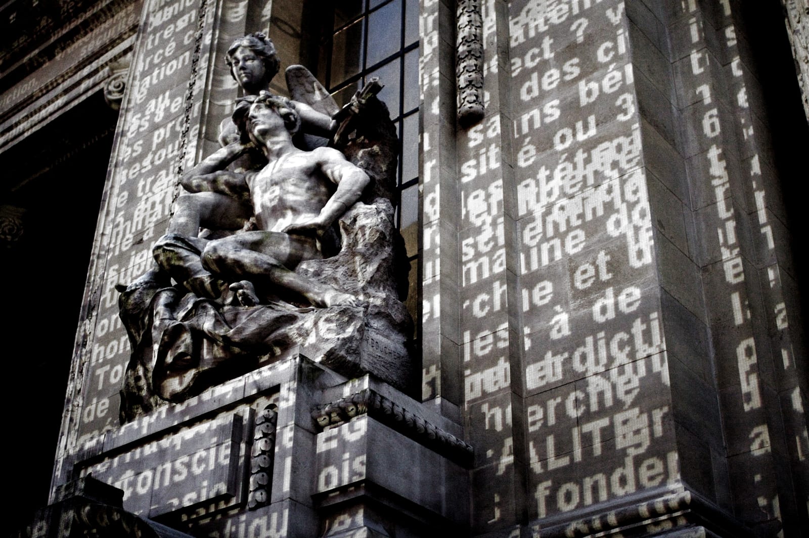 Charles Sandison, Manifesto, 2008