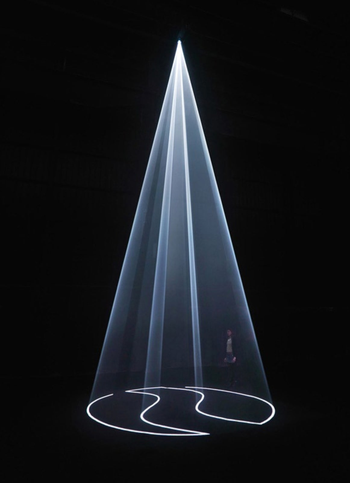 Anthony McCall, Breath II, 2004
