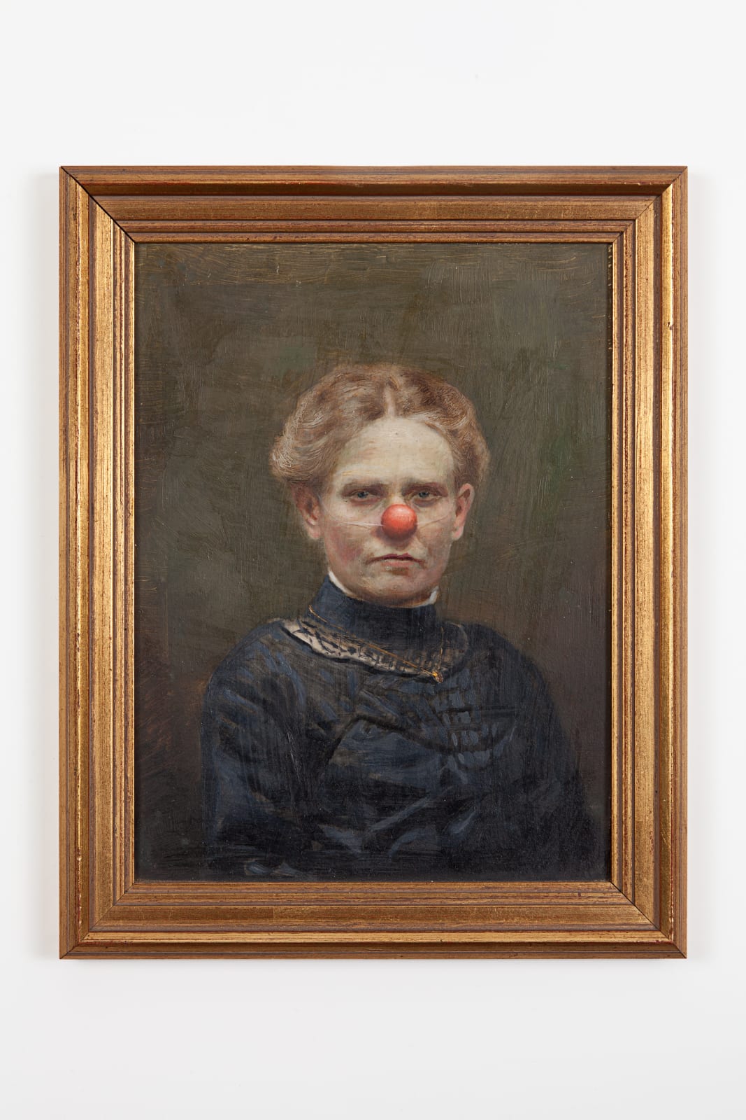 Hans-Peter Feldmann, Old Portraits with Red Noses