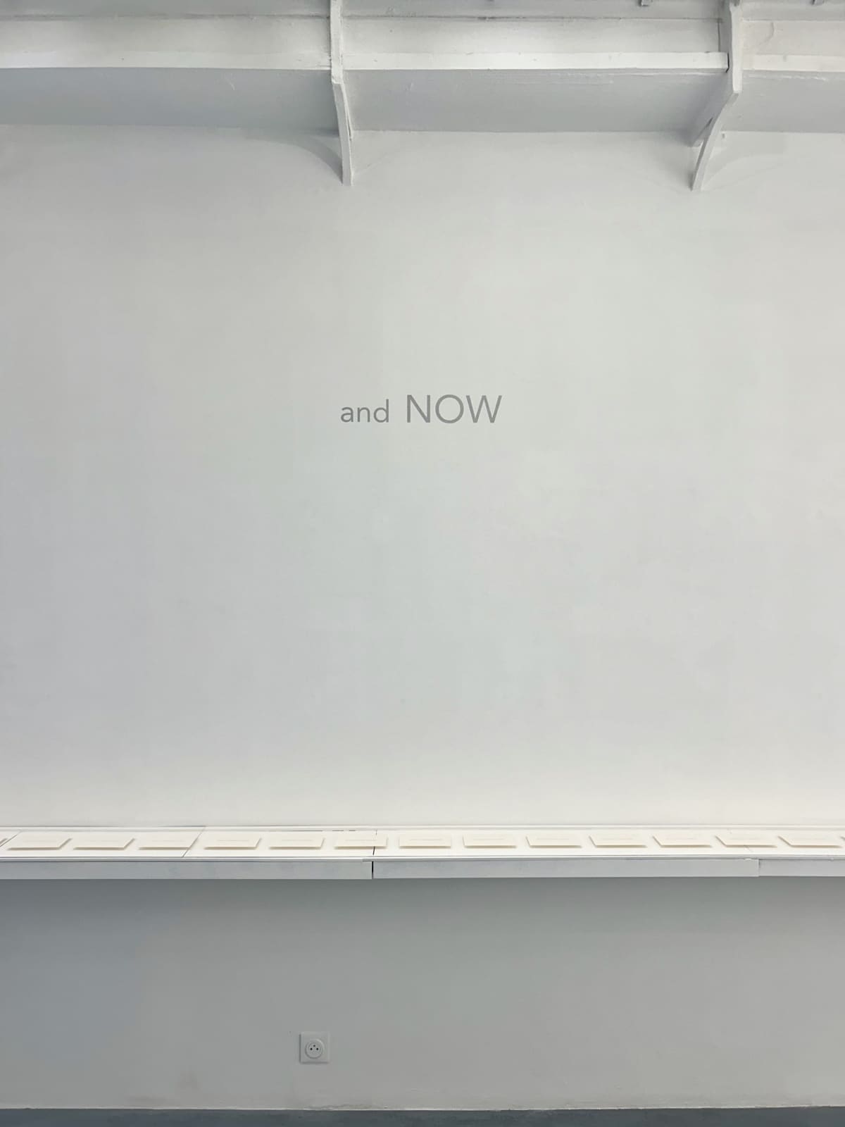 Robert Barry, HERE and NOW, 1969