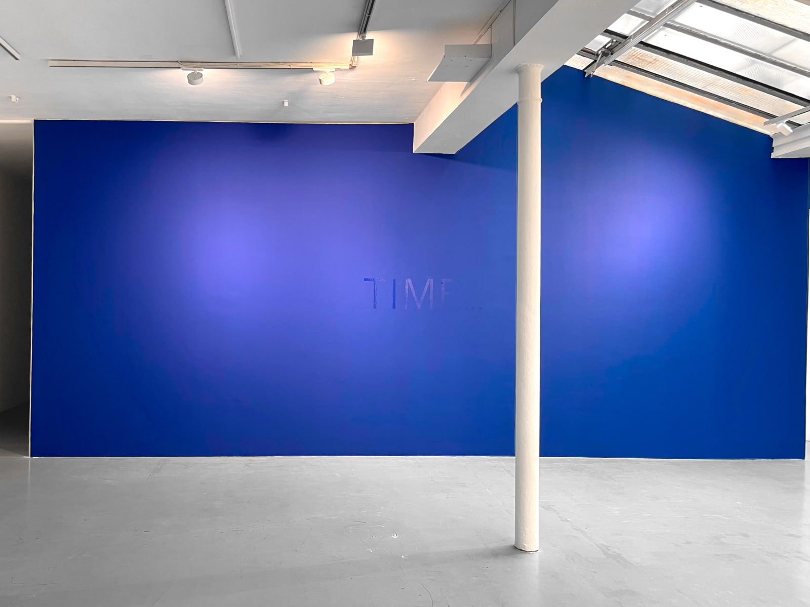 Robert Barry, TIME..., 2025