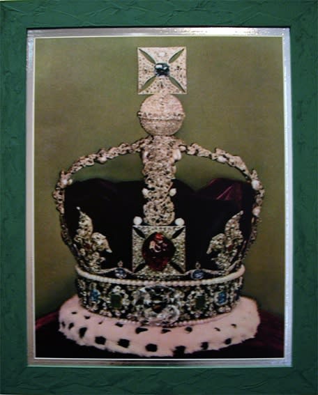 Hans-Peter Feldmann, Crown #1 + 2