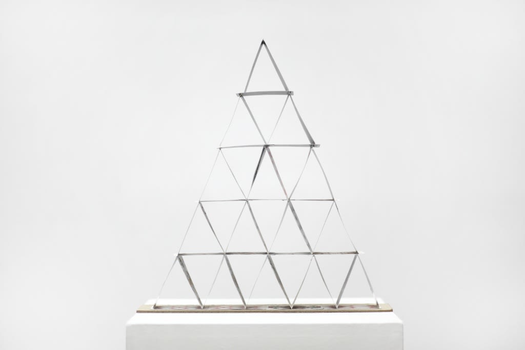 Hans-Peter Feldmann, House of playing cards